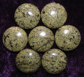 green lace stone.png